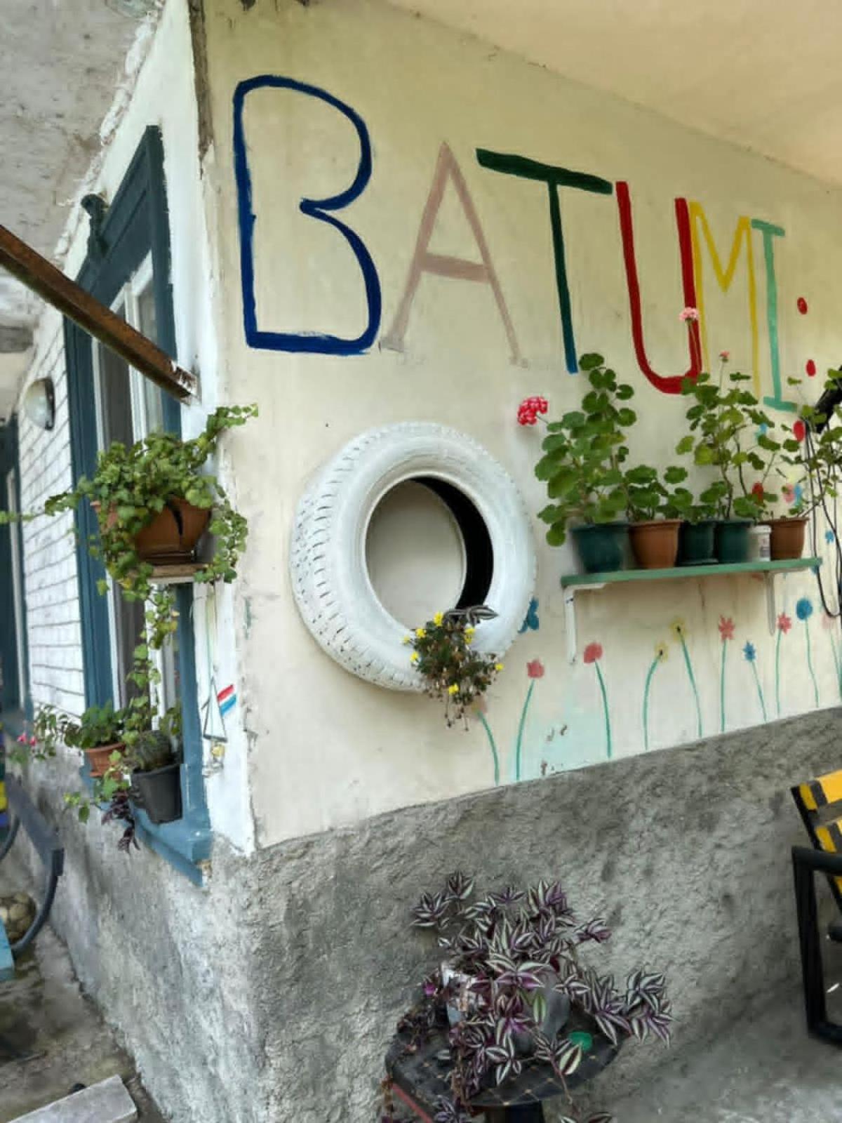 Guest House Barbi Batumi Exterior foto