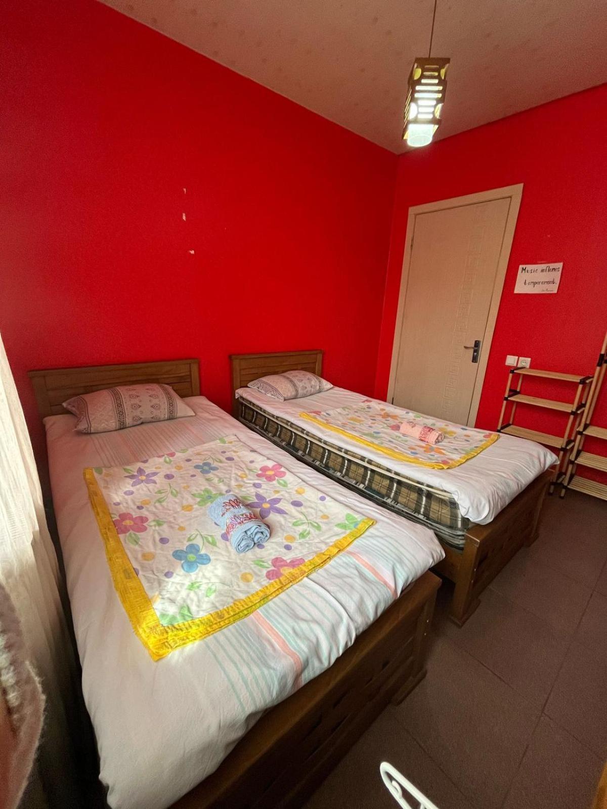 Guest House Barbi Batumi Exterior foto